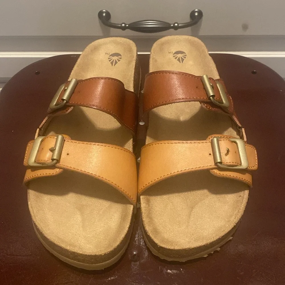 EUC. Brown and Tan Sandals. Women’s Size 10 - Picture 2 of 13